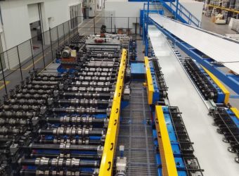 Group_of_bottom_roll_formers_with_side_transfer-scaled-1024x575